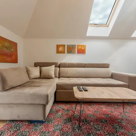 Pogled 22 Apartament