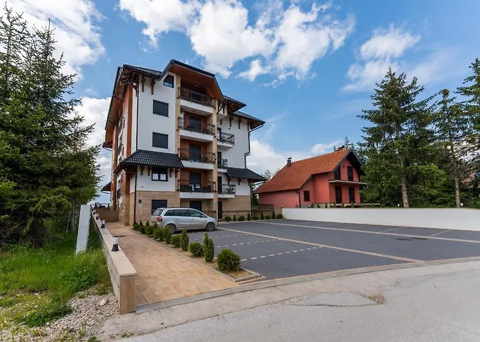 Pogled 22 * زلاتيبور